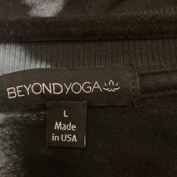 Yoga top sz Large New - Picture 3 of 4